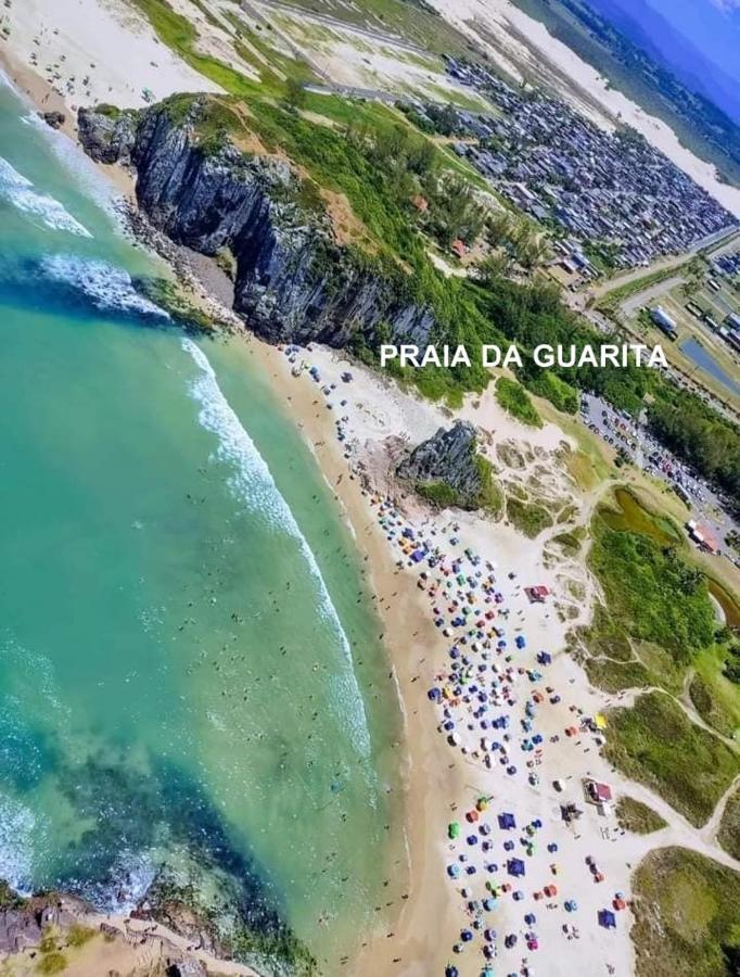 Casa De 2 Quartos Com 2 Ares-Condicionados Em Torres-Rs - Na Mais Bela Praia Gaucha - Cozinha - Banheiro - Tv Smart 32 E Wi-Fi - Estacionamento - Anfitria Superhost No Bnb Villa Exterior photo