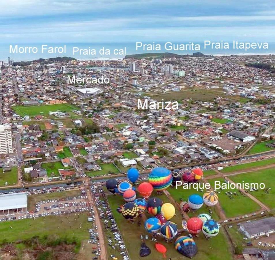 Casa De 2 Quartos Com 2 Ares-Condicionados Em Torres-Rs - Na Mais Bela Praia Gaucha - Cozinha - Banheiro - Tv Smart 32 E Wi-Fi - Estacionamento - Anfitria Superhost No Bnb Villa Exterior photo