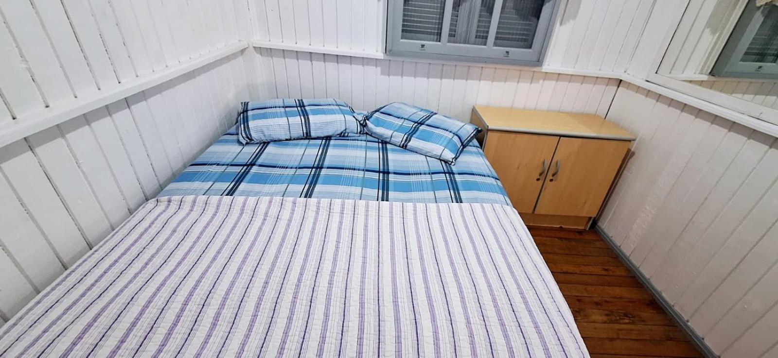Casa De 2 Quartos Com 2 Ares-Condicionados Em Torres-Rs - Na Mais Bela Praia Gaucha - Cozinha - Banheiro - Tv Smart 32 E Wi-Fi - Estacionamento - Anfitria Superhost No Bnb Villa Exterior photo